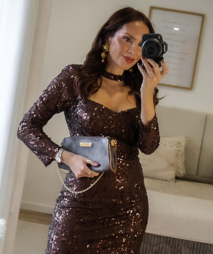 Vestido Lantejoulas Decote