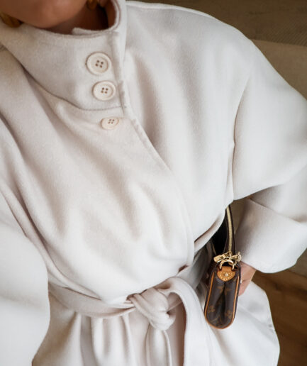 Casaco/Capa com Cinto