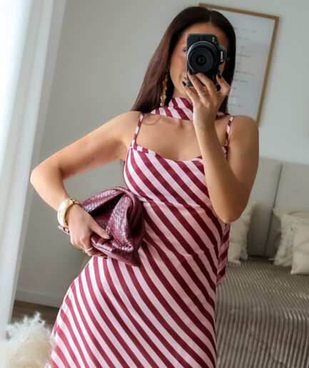 Vestido Riscas Diagonais com Lenço