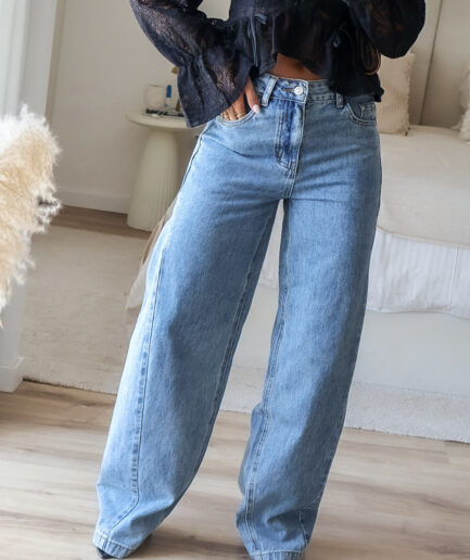 Barrel Leg Jeans